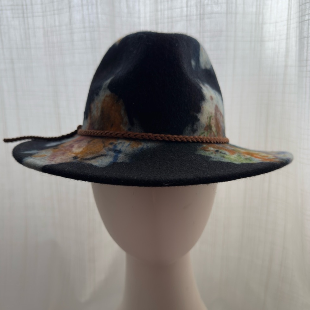 Callanan Wool Stylish Black and Multicolor Women's Hat